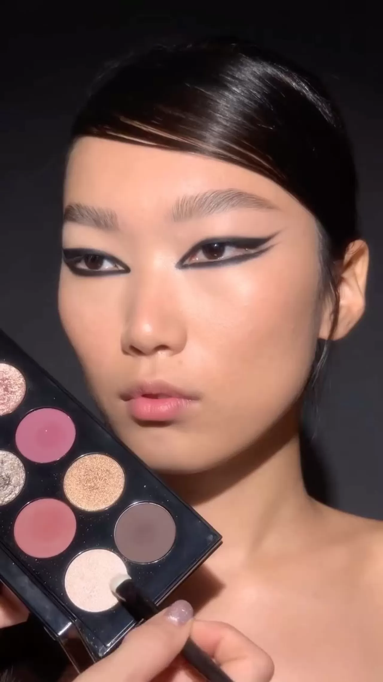 Pat McGrath Labs'tan İndirim Fırsatı: Malvina Isfan'ın İkonik Makyajı