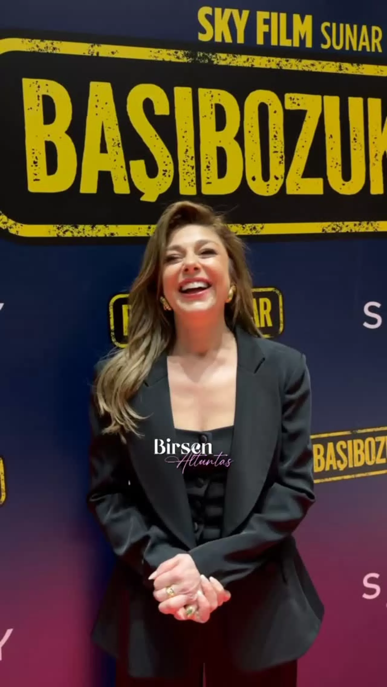 Gözde Kansu 26 Yıl Sonra Oryantal Rolde: Başıbozuklar Vizyonda