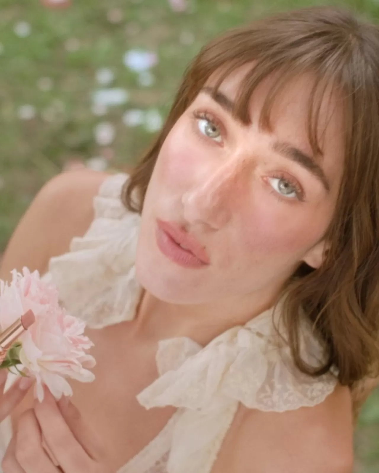 Charlotte Tilbury'den Aşkın Kokusu: Love Frequency Parfüm ve Pillow Talk Bloom