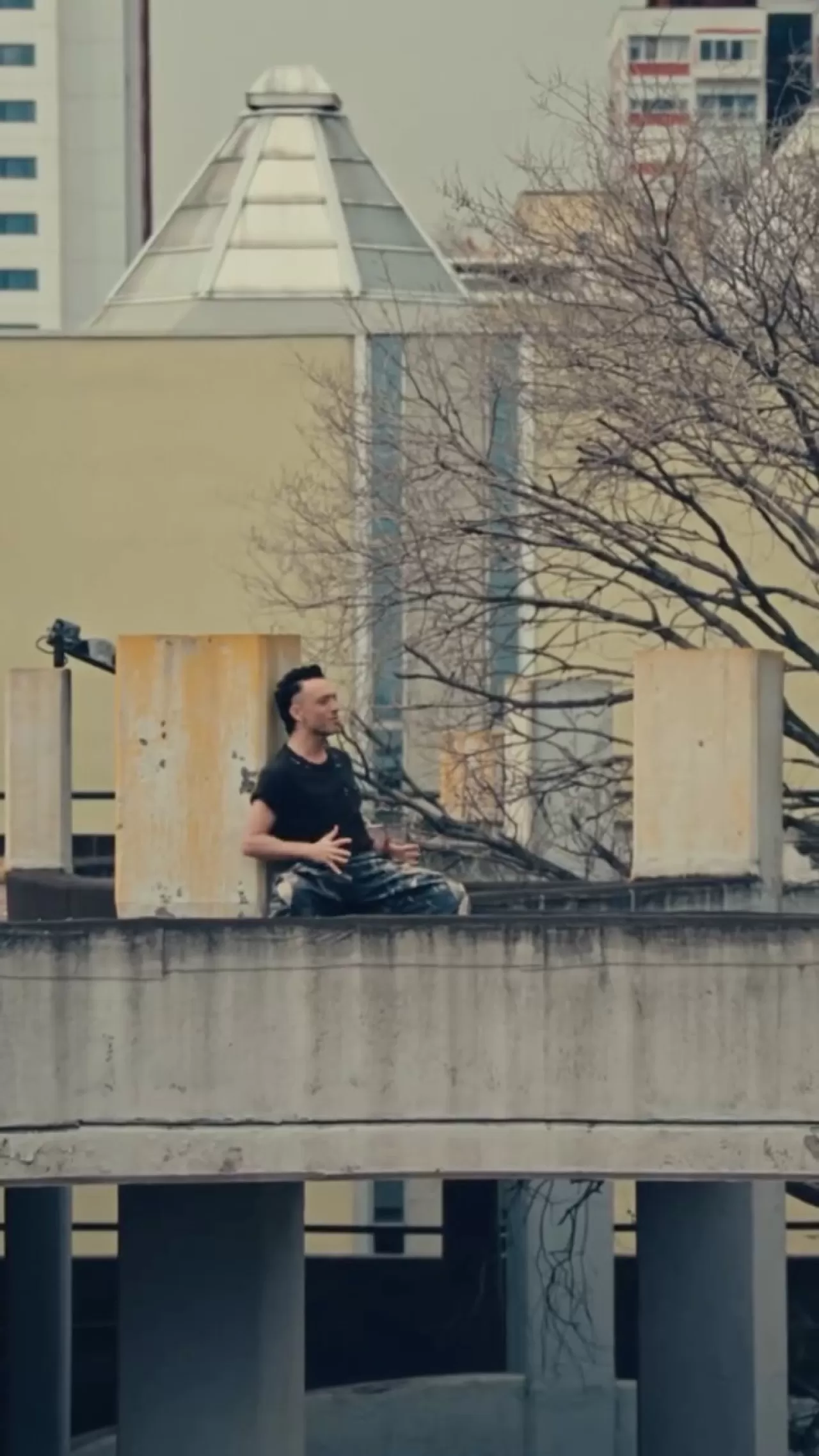 Mabel Matiz'den Duygusal Paylaşım: "Aşık Olmak Hepimize Çok İyi Geliyor"