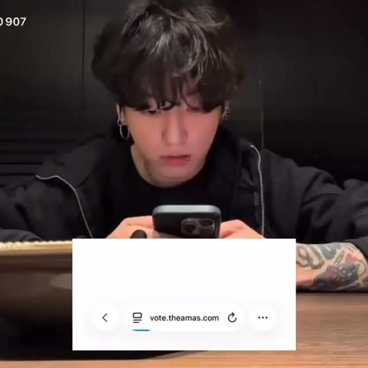 BTS ARMY'ye AMAs Oylama Çağrısı: 21 Nisan'da Oylar 2 Kat Sayılacak