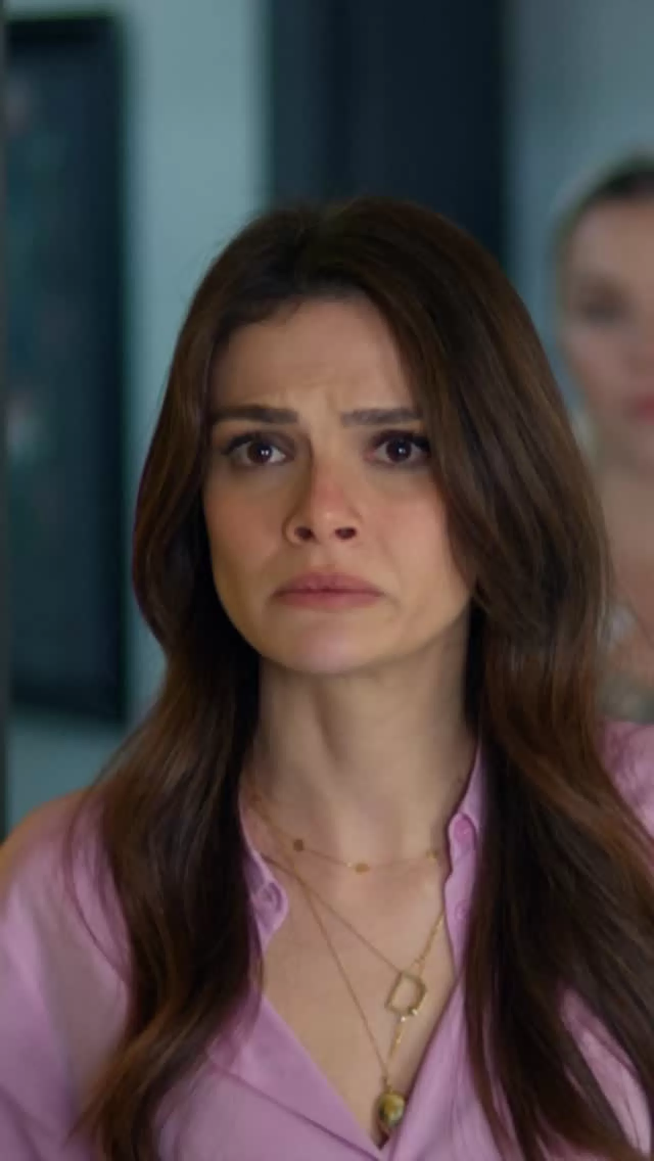 UzakŞehir'de Alya'nın Badana Dersi