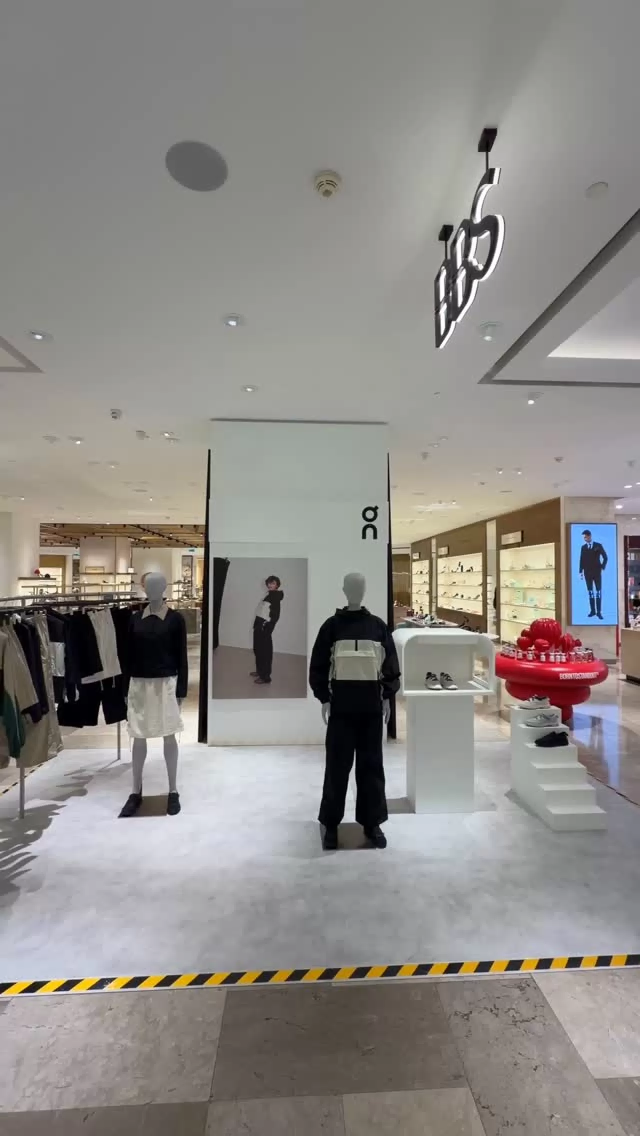 Zendaya ve Beymen İş Birliği: Zorlu Center'da Pop-Up Mağaza