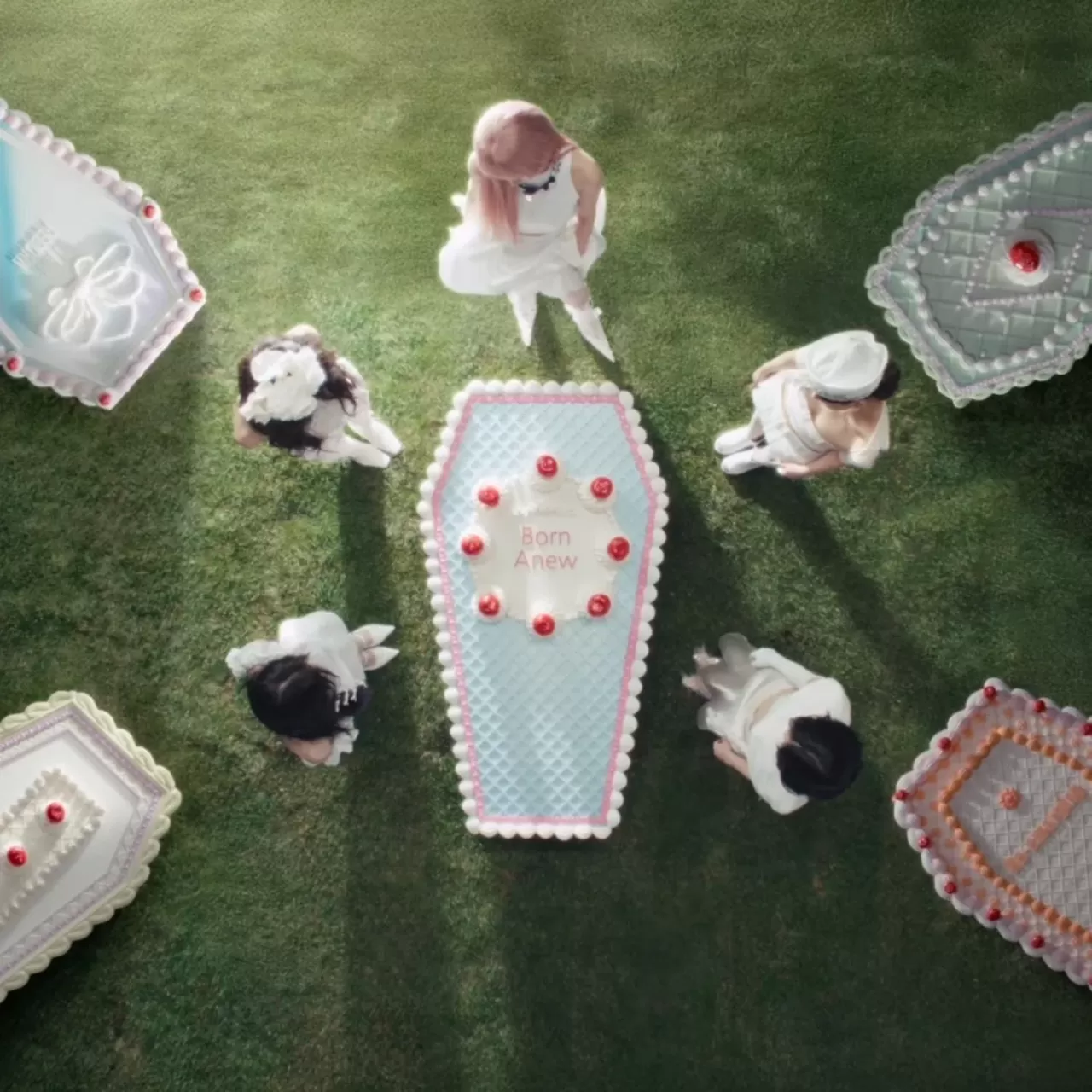 ITZY'nin MOTTO Albümü: Şarkı Listesi ve Her Üye İçin Solo Parça