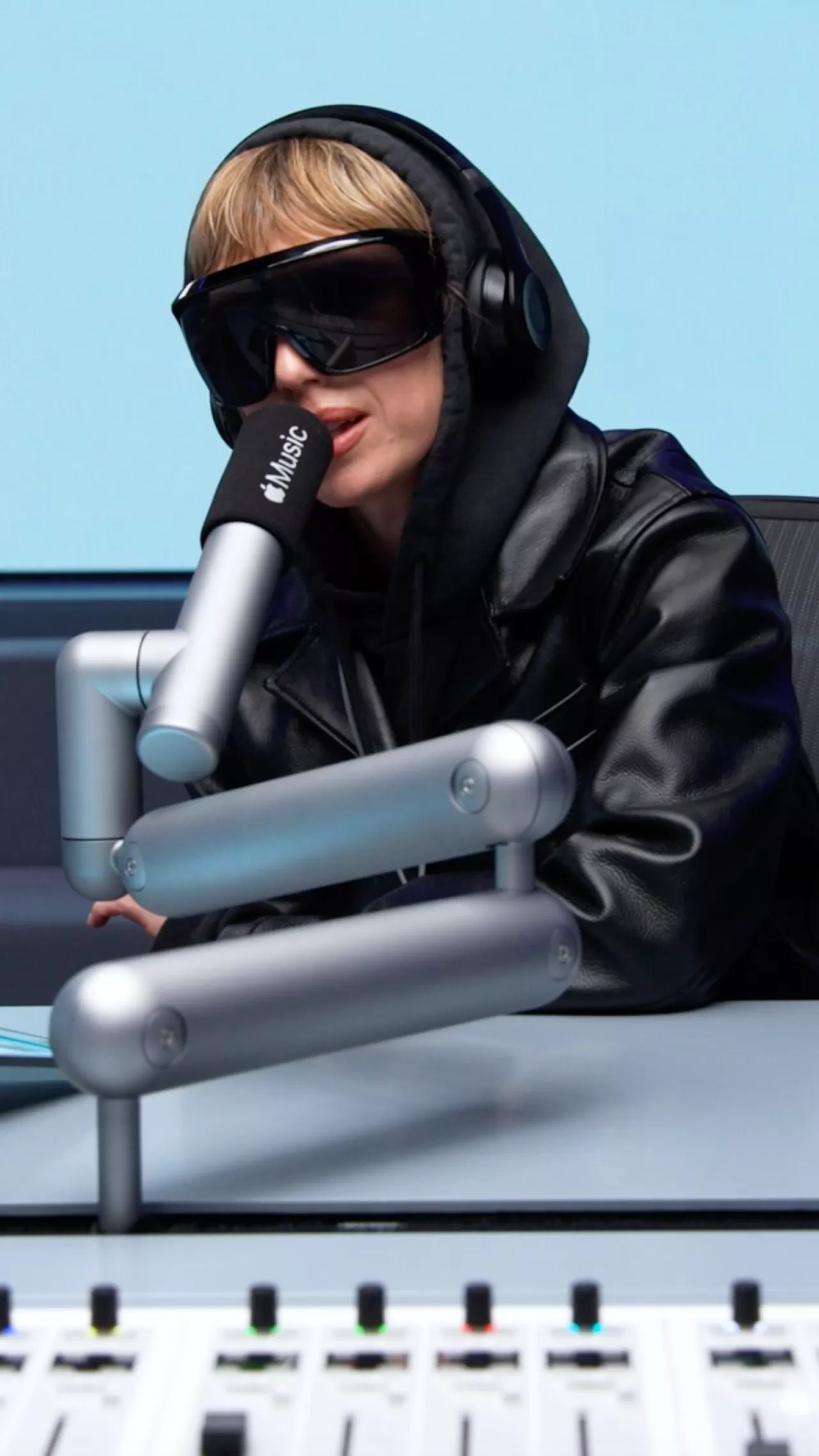 The Prodigy ve ABBA'dan Sürpriz İş Birliği: Yeni Single Apple Music'te Yayında