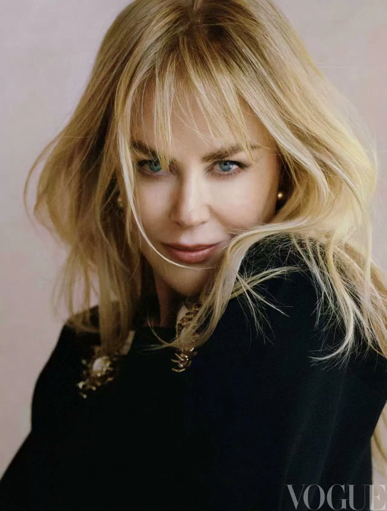 Nicole Kidman, Vogue China İçin Görkemli Bir Geri Dönüş Yaptı