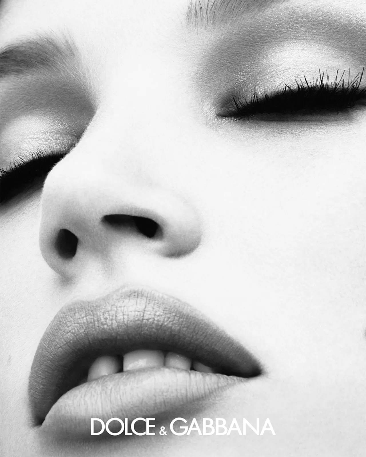 Dolce&Gabbana SS26 Kampanyası İçin Dünyaca Ünlü Kreatif Ekip Bir Araya Geldi