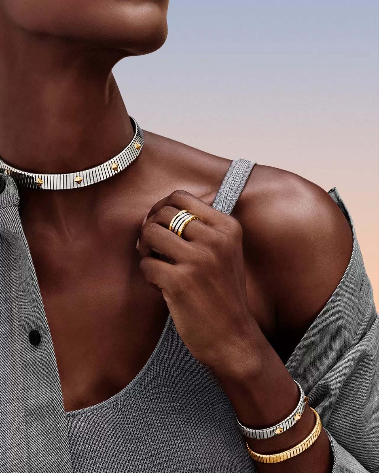 Bvlgari'nin İkonik Altın-Çelik Kombinasyonu Yeniden Tanımlanıyor