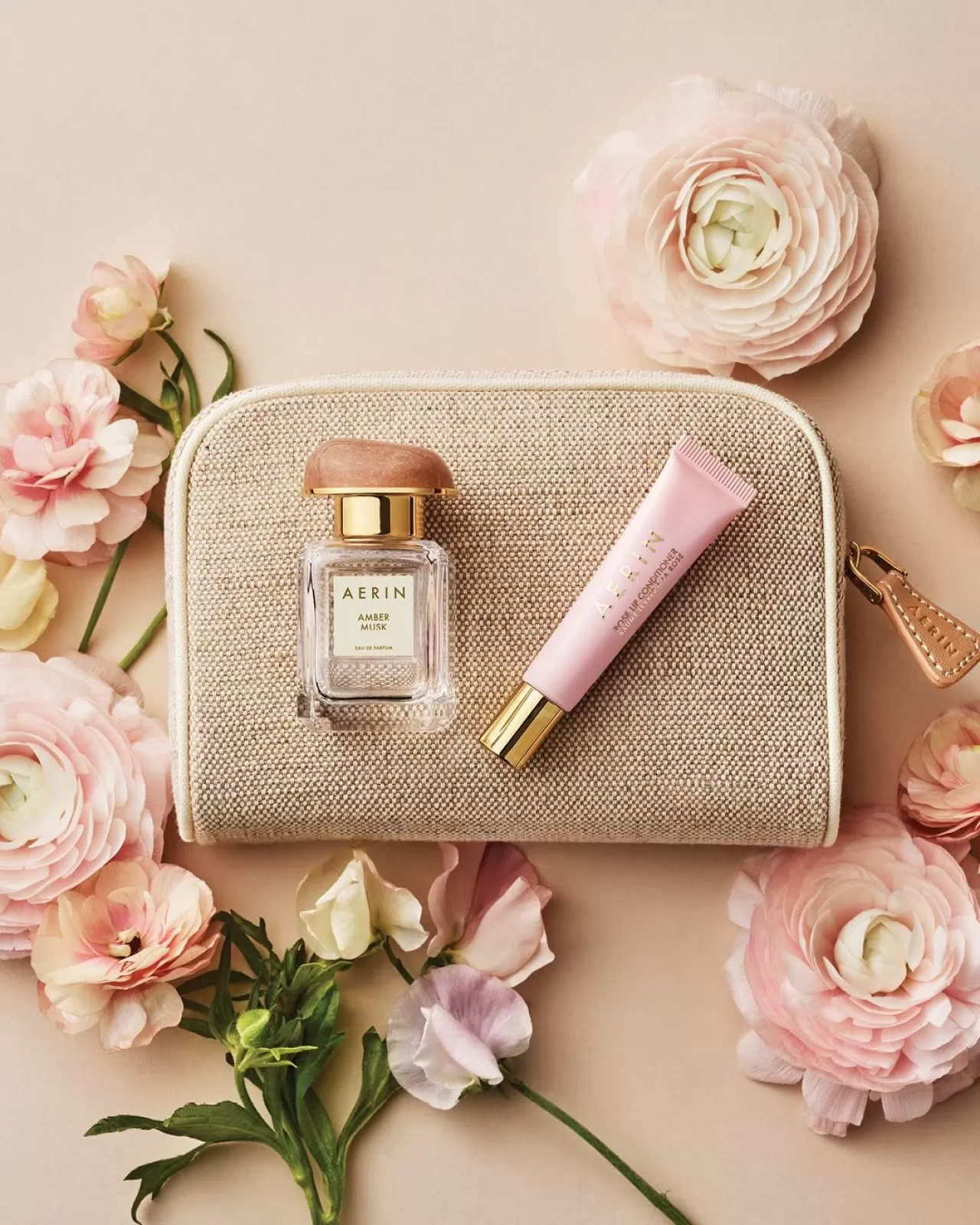 AERIN Amber Musk Seti ile Hafta Sonu Kaçamaklarında Özel Bir Dokunuş