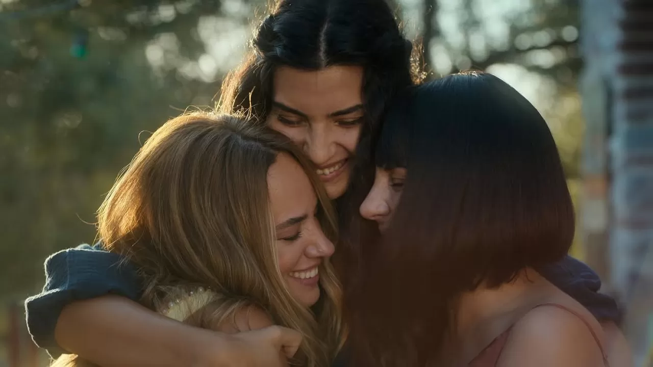 Son Kez Toplanıyor: Zeytin Ağacı 3. Sezon Netflix'te