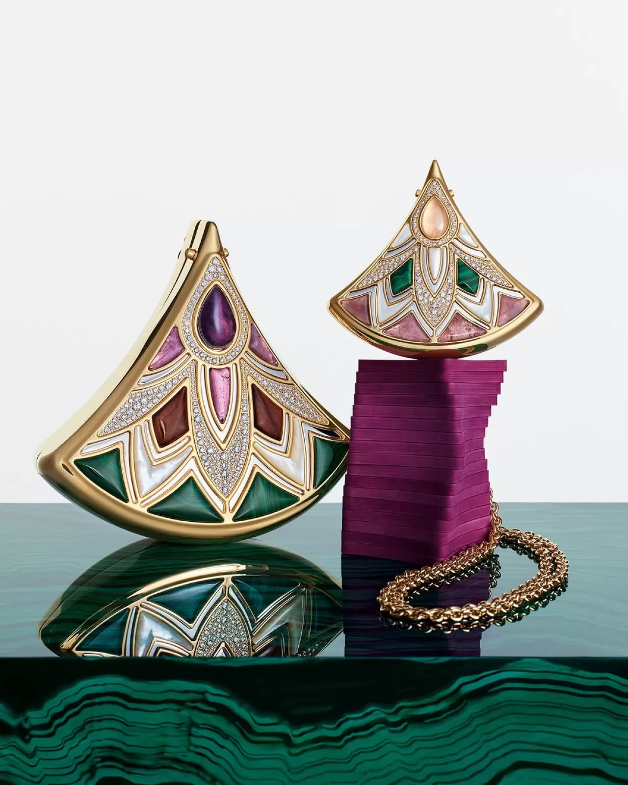 Bvlgari Icons Minaudière: İkonik Tasarımlar Gece Çantasında Buluştu