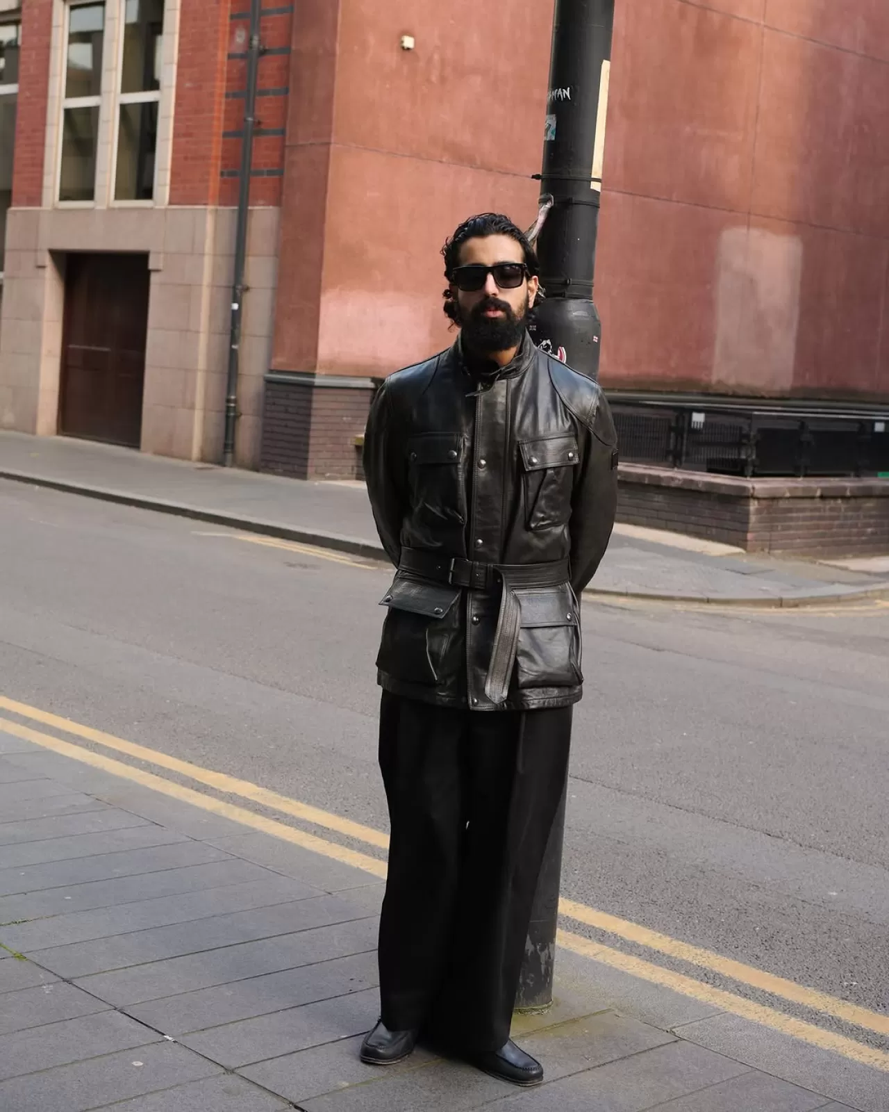 Manchester'da Belstaff Rüzgarı: Tomcheema'dan Trialmaster Panther Stili