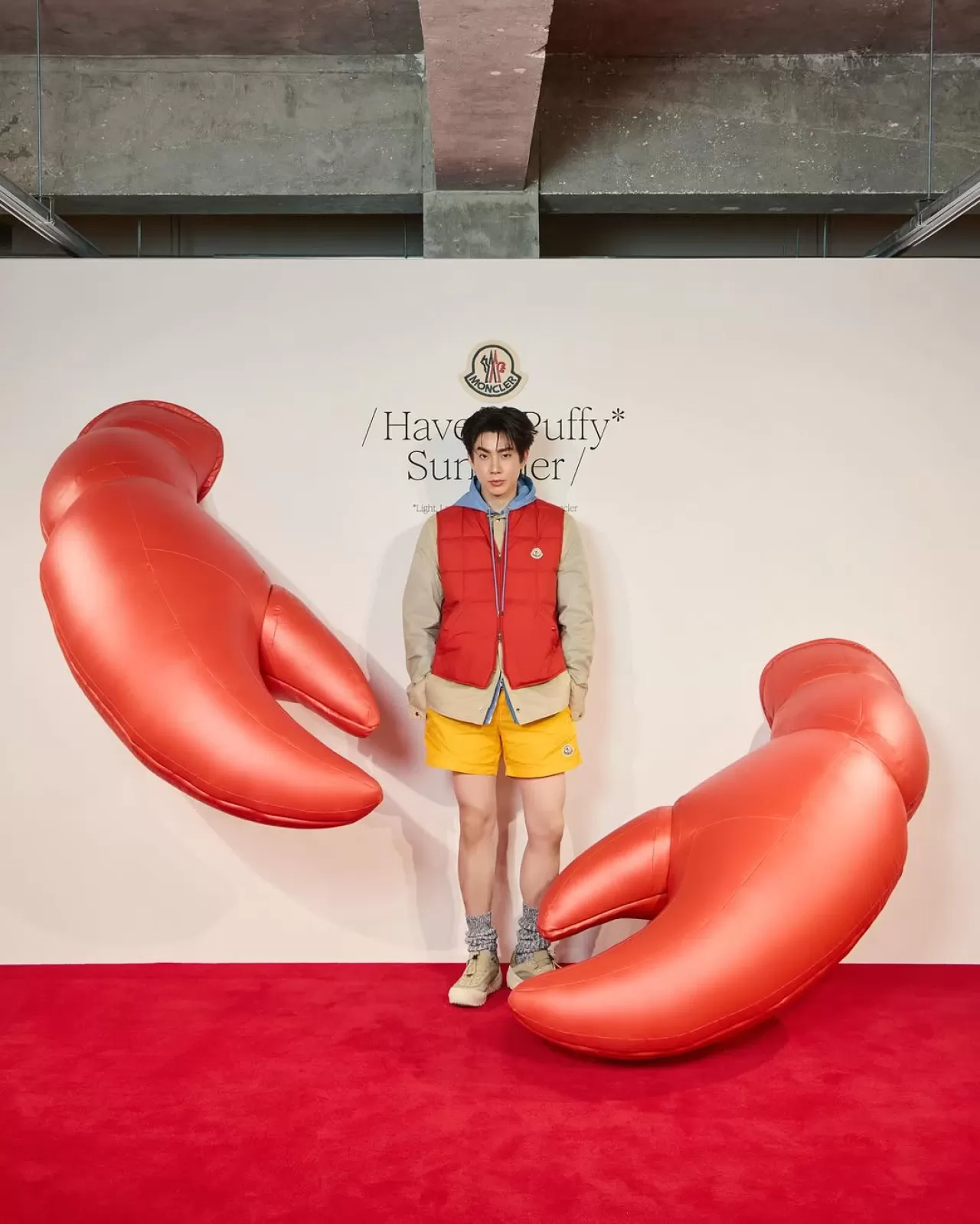 Off Jumpol'dan Moncler Podyum İçin Heyecanlı Paylaşım: 