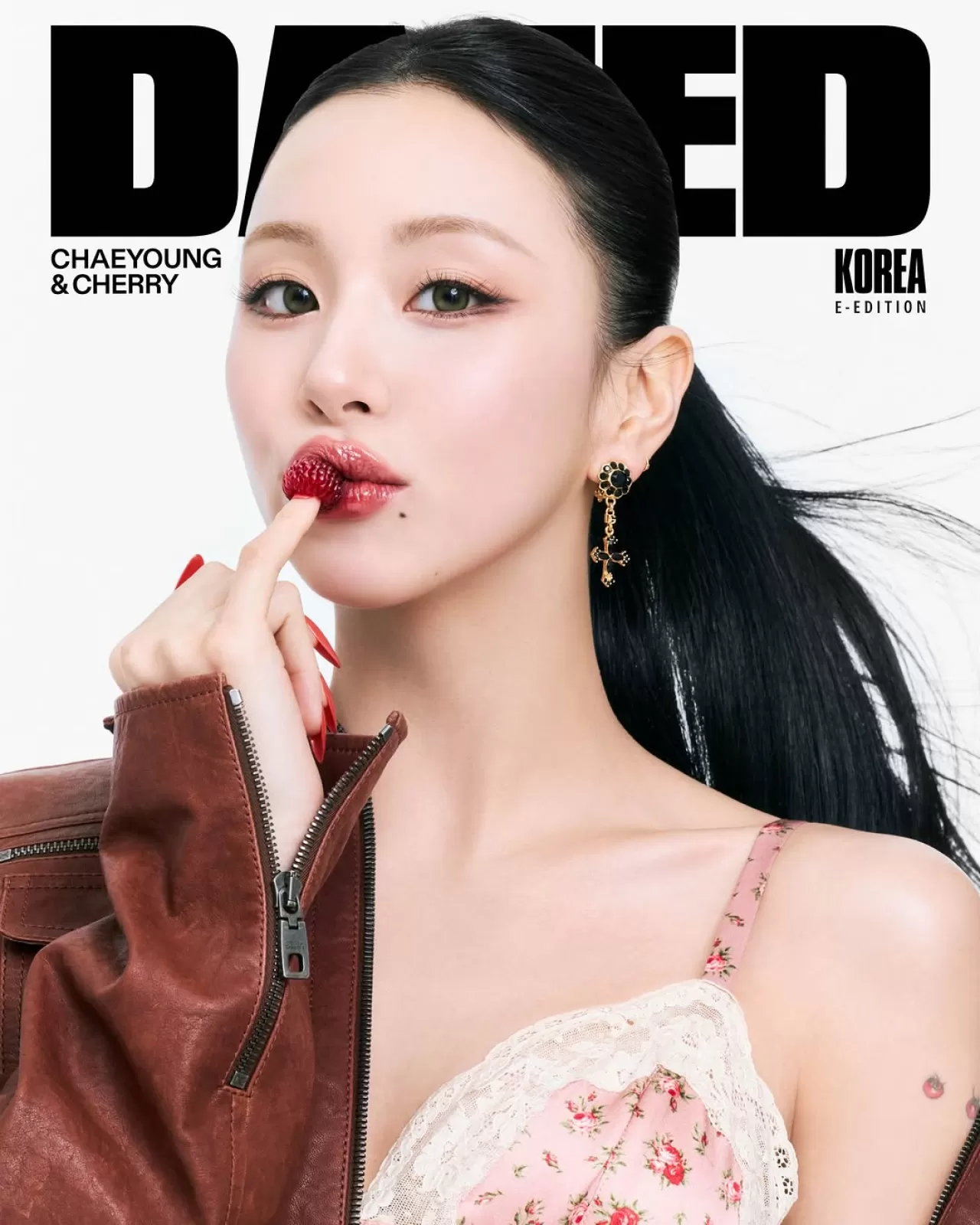 DAZED Korea 2026 Mayıs Sayısı: Chaeyoung Fantazi Kapak ve Mutlu Son Rüyası