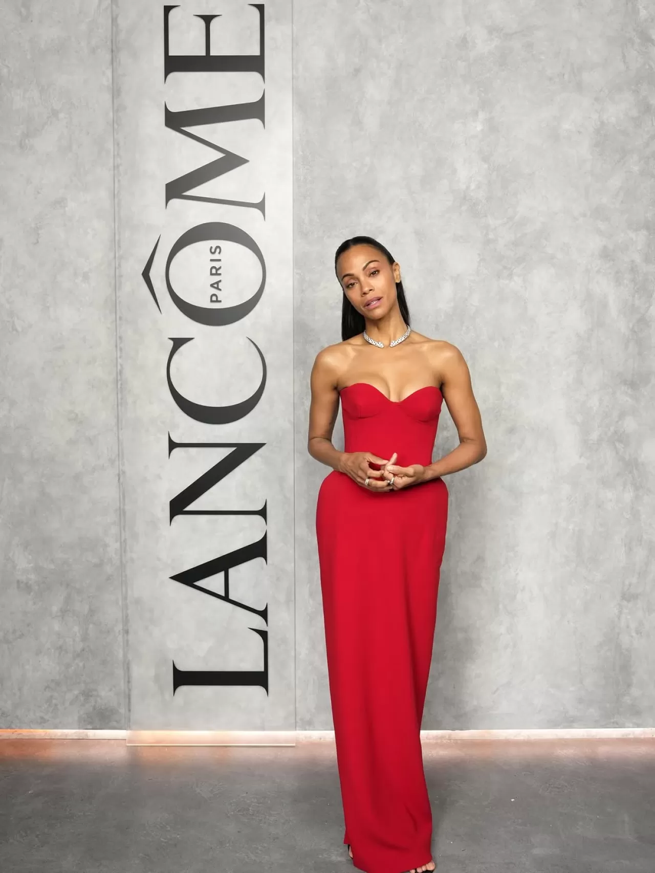 Zoe Saldaña Lancôme İş Birliğinde GNO Etkinliğiyle Gündemde