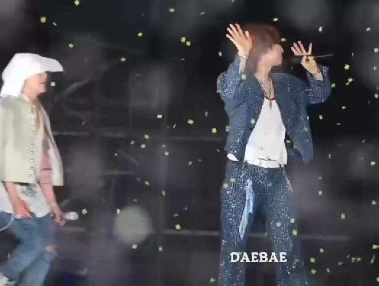 G-Dragon ve Daesung Macau'da K-SPARK Festivali'nde Buluştu