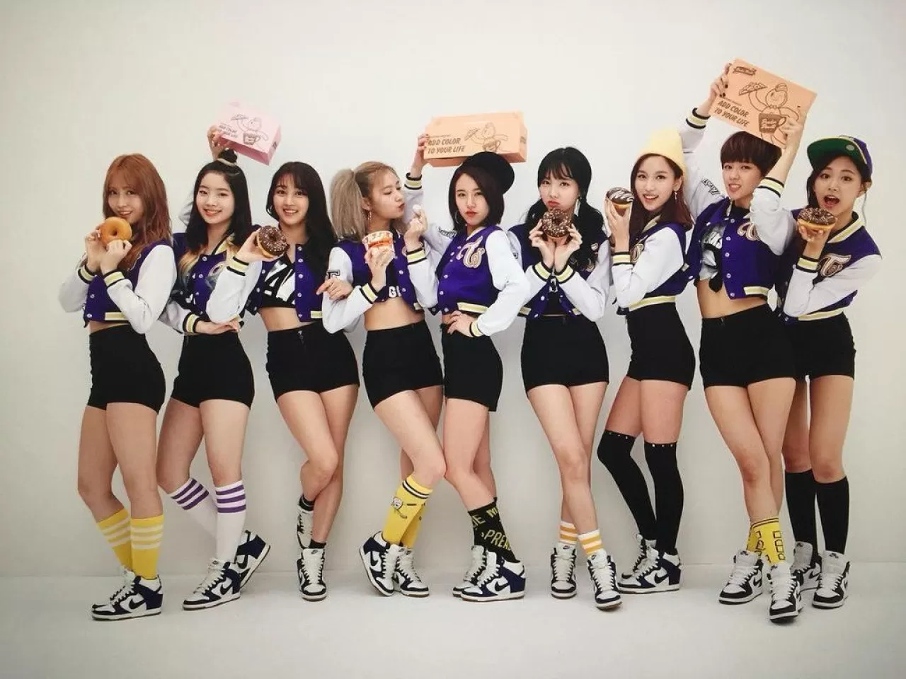 TWICE, MelOn'da Tarihi Rekor Kırdı: CHEER UP 7 Milyon Eşsiz Dinleyiciye Ulaştı