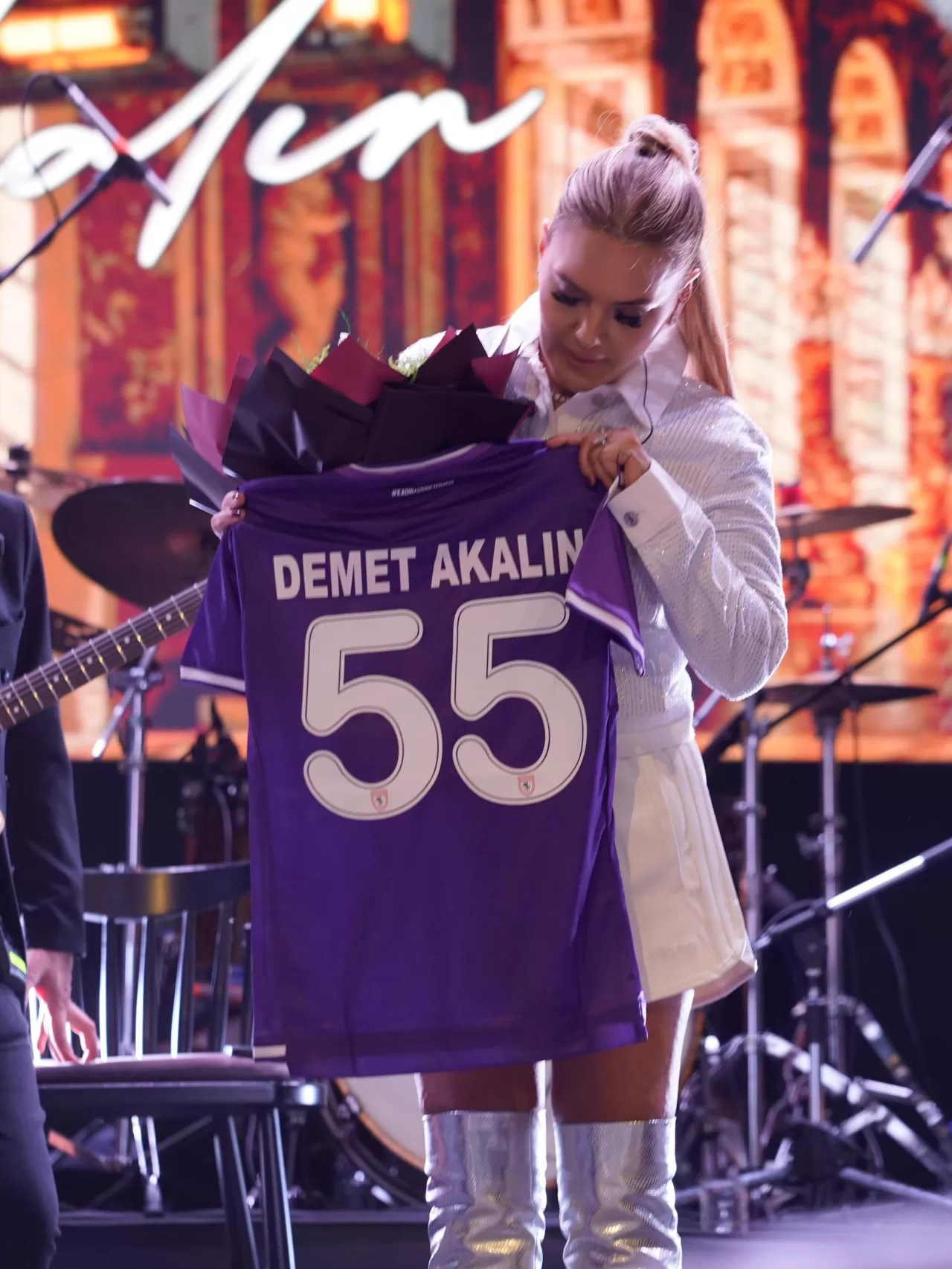 Demet Akalın OMÜ Bahar Şenlikleri'nde Sahne Alacak