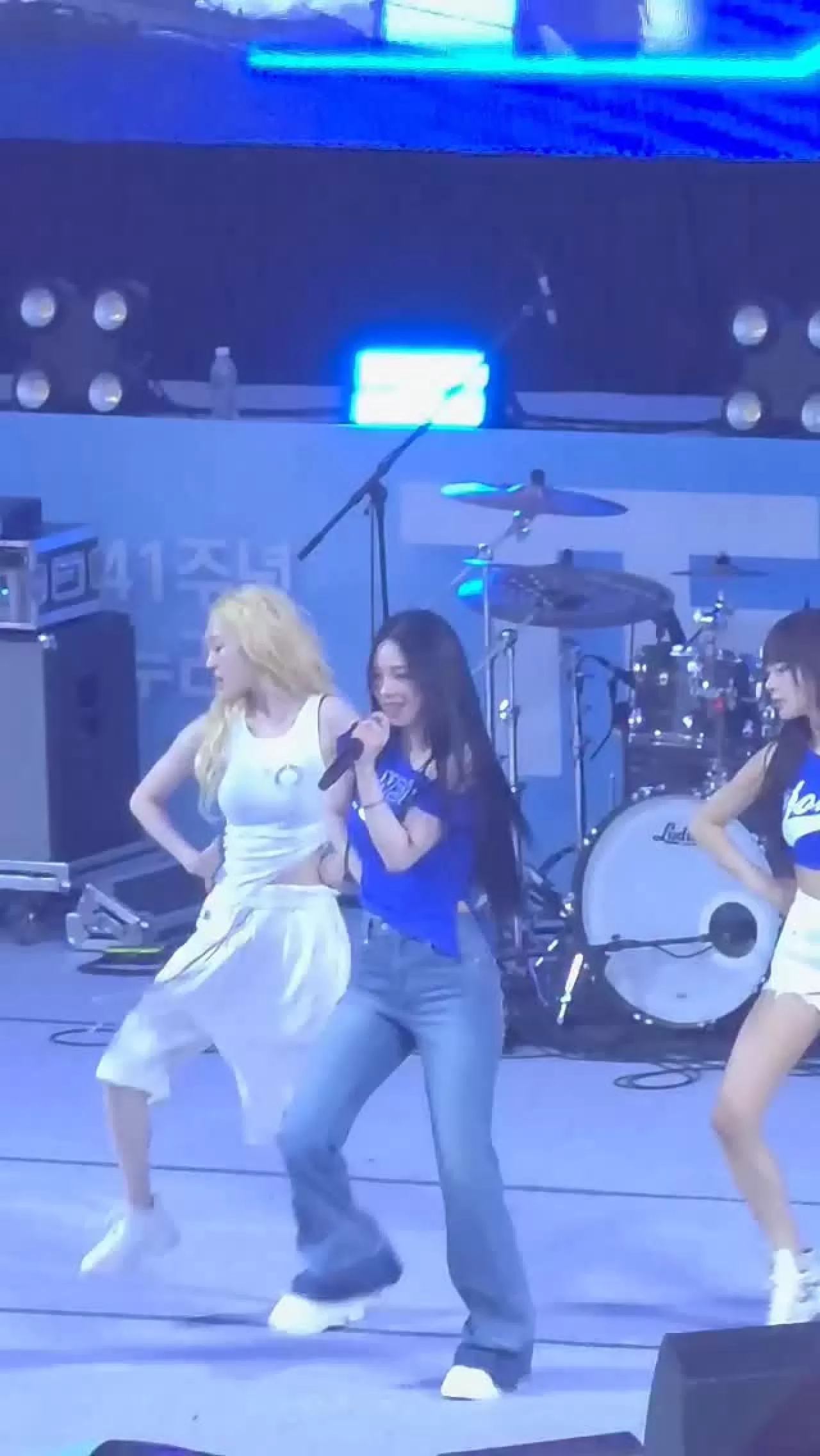aespa, Yonsei Üniversitesi Festivalinde 'Supernova' Performansı Sergiledi