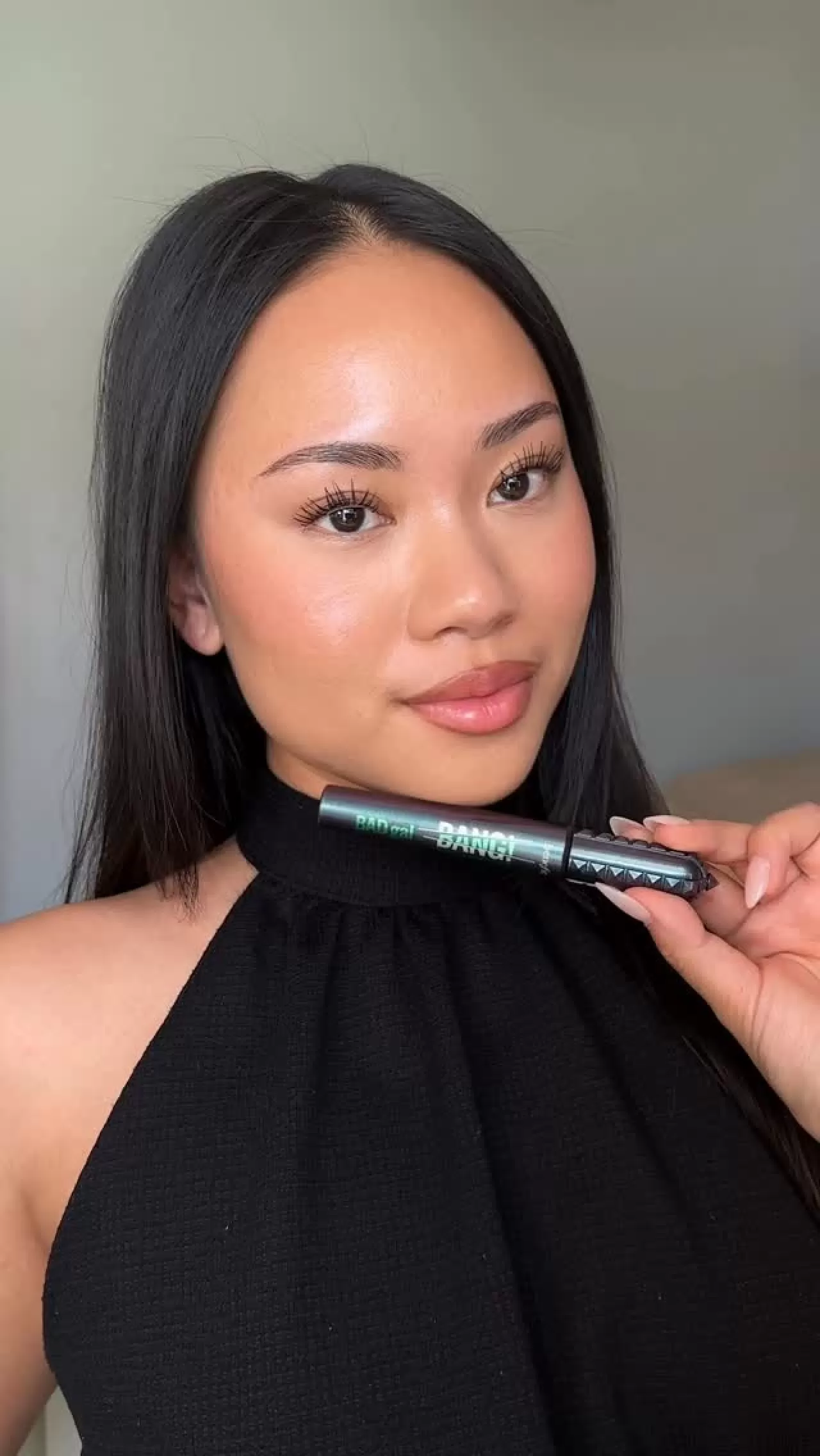 Benefit Cosmetics Kirpik Ürünleriyle Yazın Suya Dayanıklı Makyaj