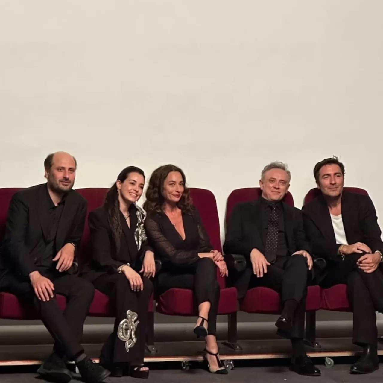Özgü Namal ve Tansu Biçer Berlin'de Lola Ödül Töreninde