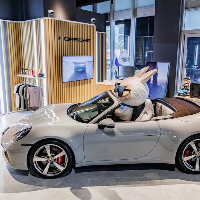 GQ Taiwan, Yeni Porsche Konsept Mağazası Açılışı
