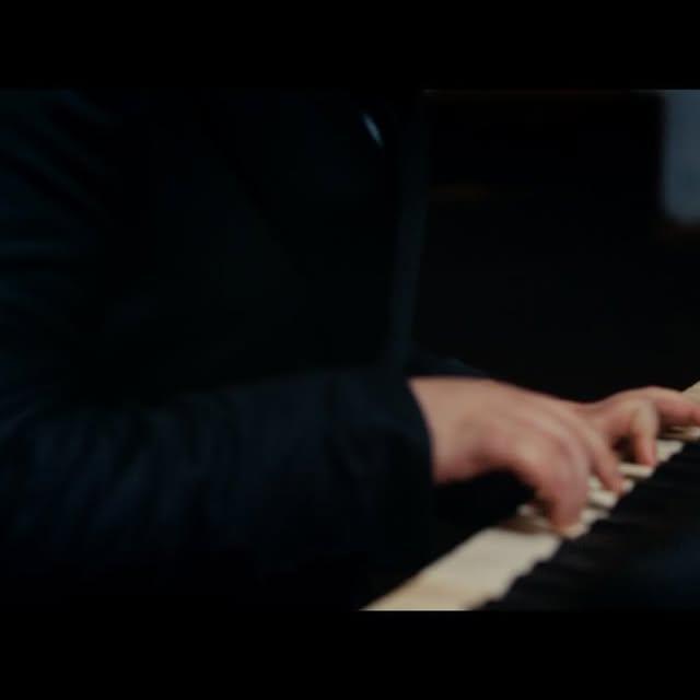 Serdar Ortaç'tan Yeni Şarkı: 