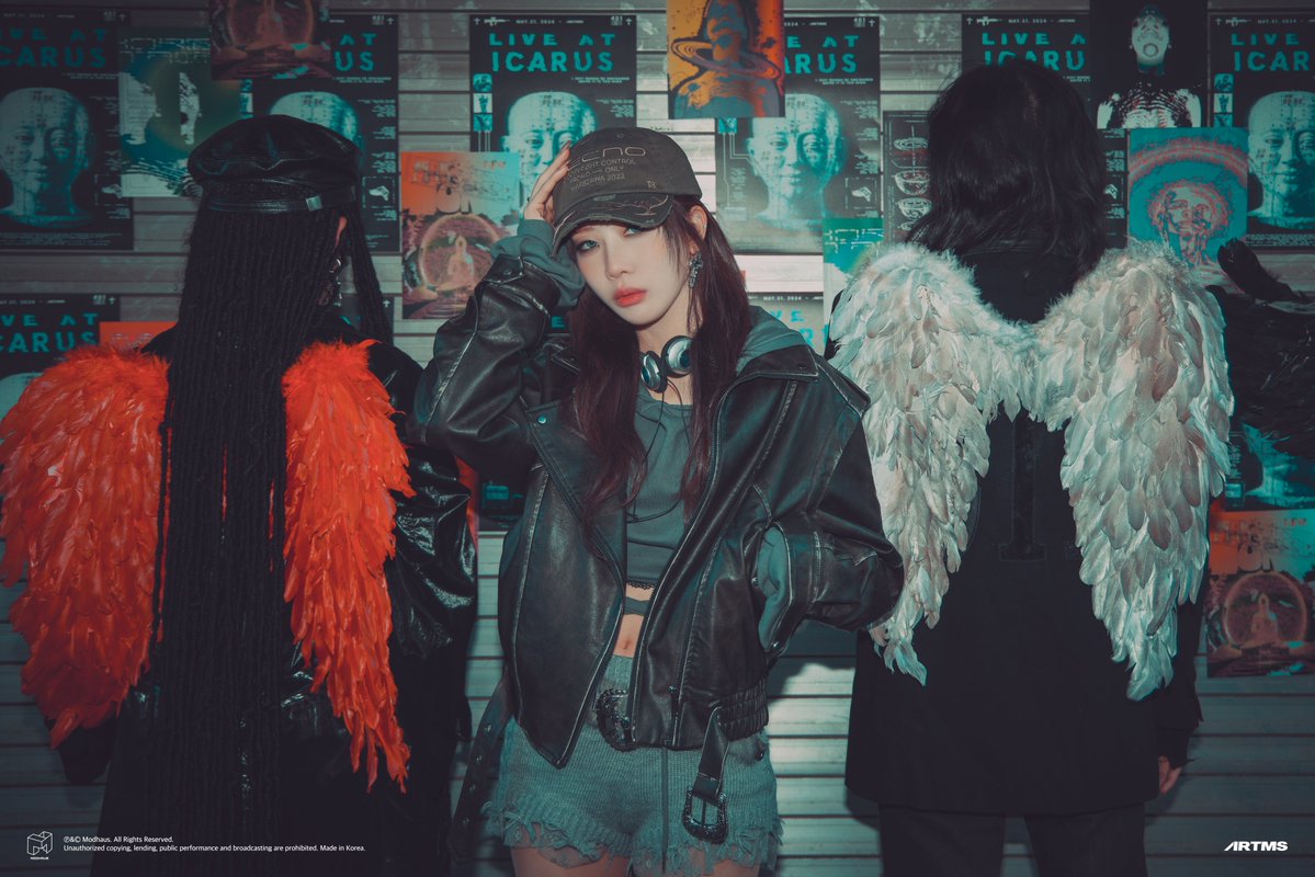 Kim Lip, Club Icarus Konsept Fotoğraflarıyla Karşınızda