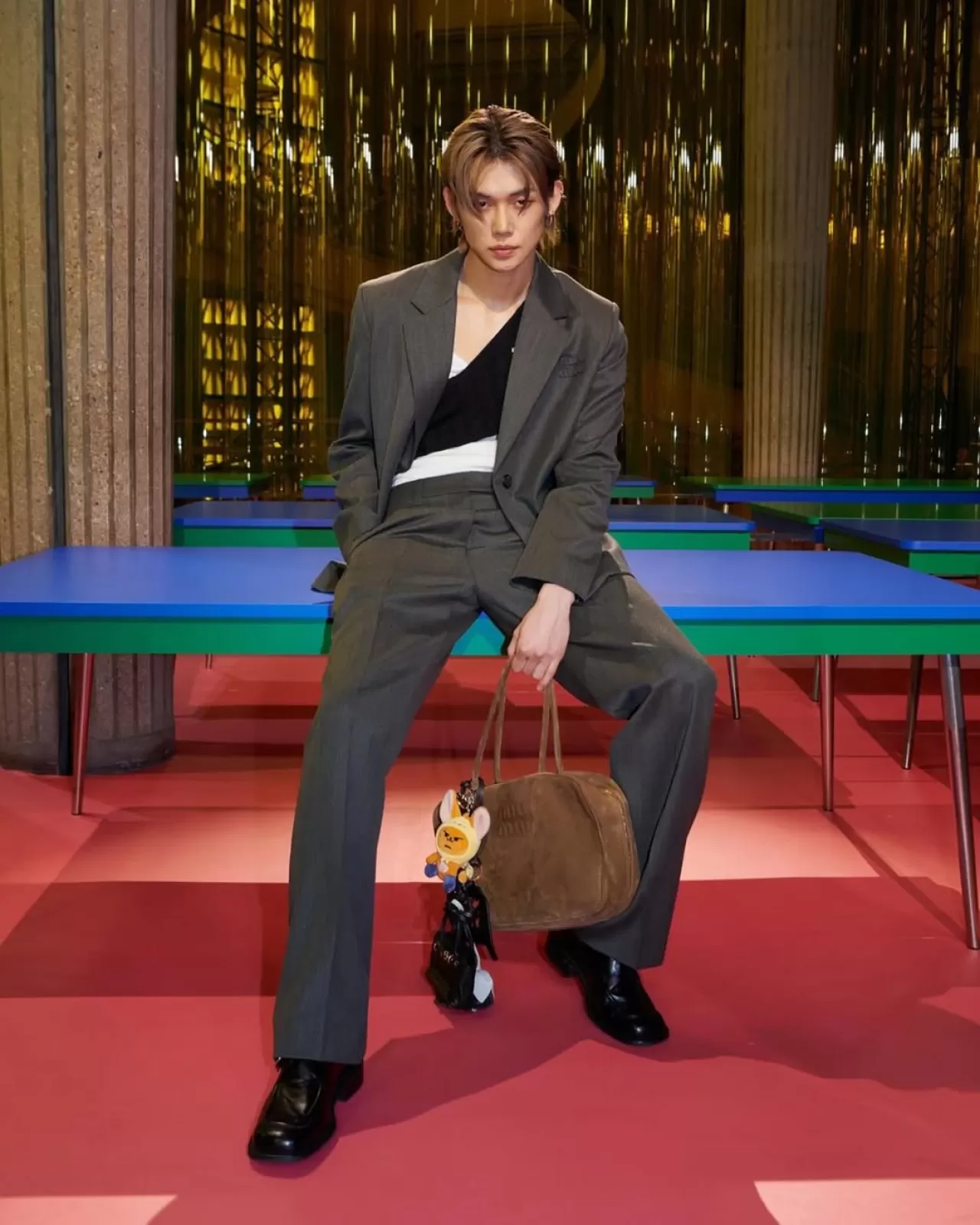 TOMORROW X TOGETHER Üyesi Yeonjun, Miu Miu'nun Paris Moda Haftası Etkinliğinde Yer Aldı