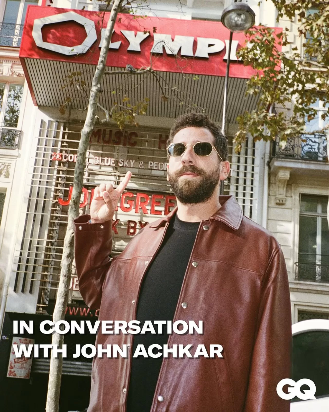 John Achkar, Ortadoğu Komedi Sahnesini Paris'e Taşıyor