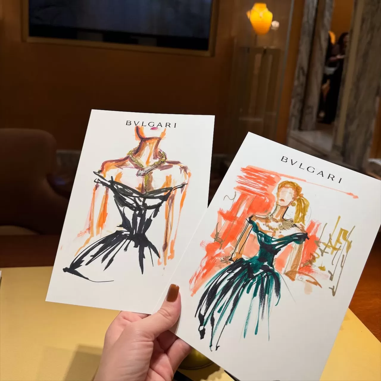 Moda Tasarımcısı Anna Blachut, Zürih'teki Bvlgari x La Prairie Etkinliğinde Canlı Sanat Performansı Sergiledi