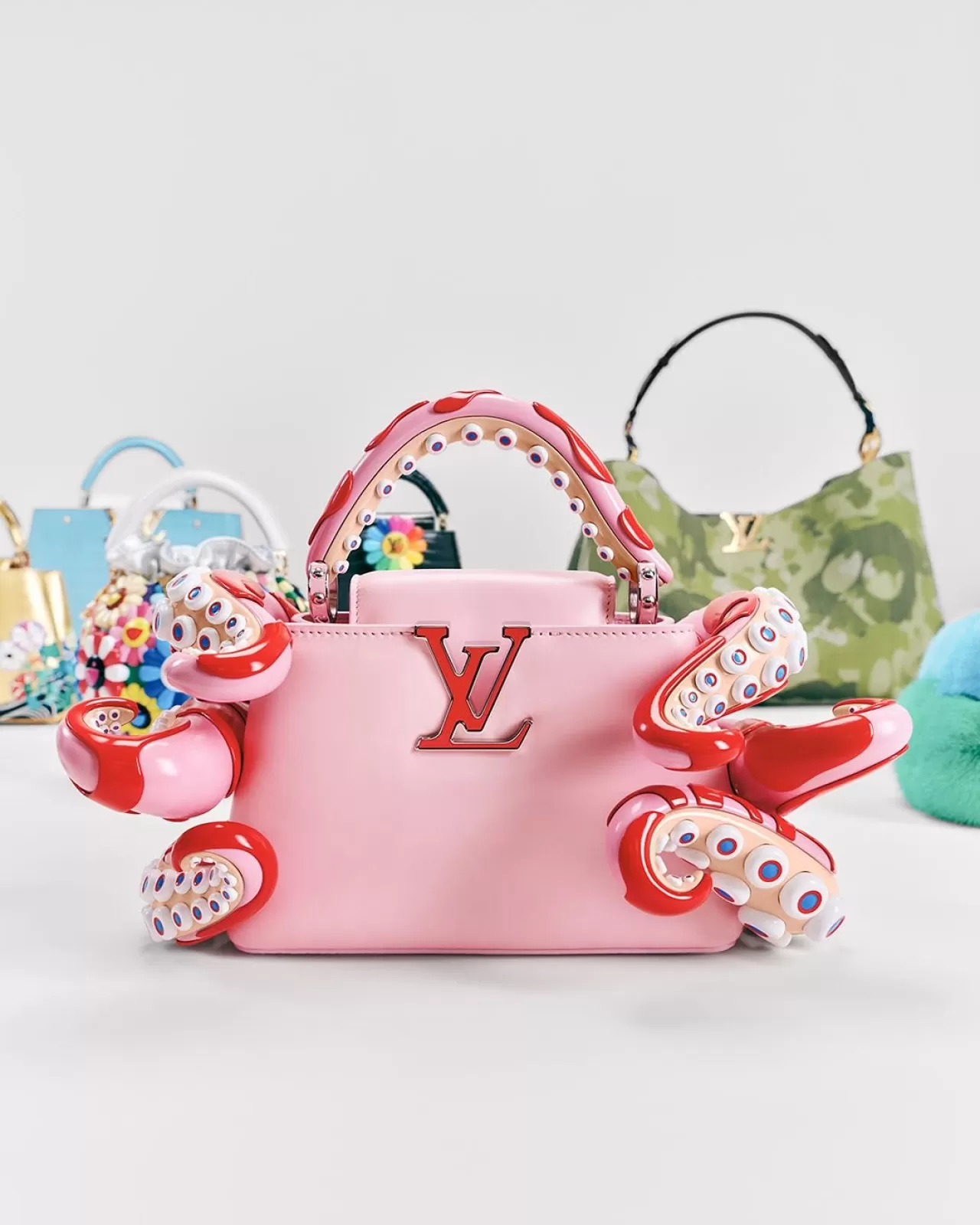Louis Vuitton ve Takashi Murakami İş Birliği Yeni Koleksiyonda Buluştu