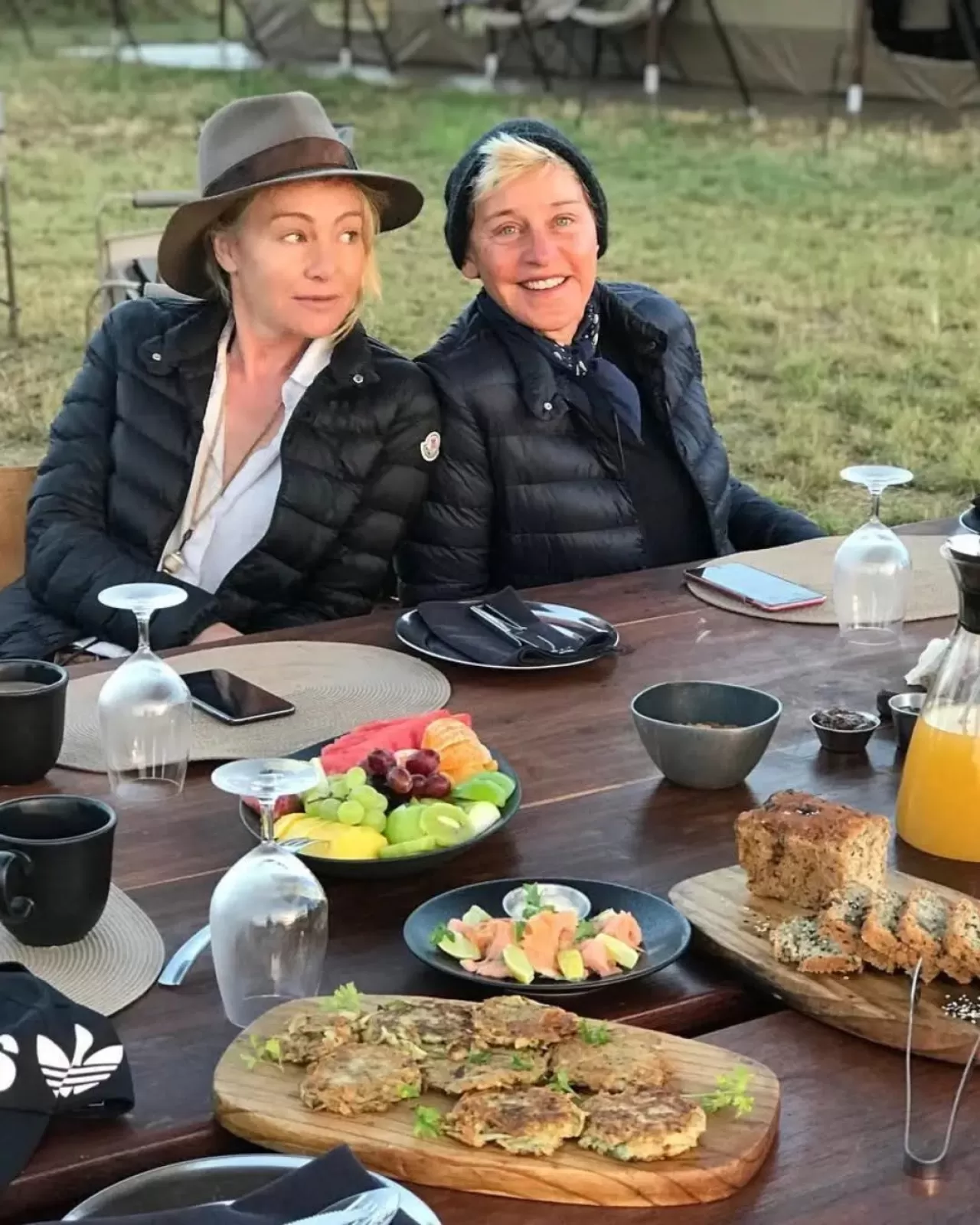 Ellen DeGeneres ve Portia de Rossi'nin İngiliz Malikanesinden İç Görüntüler Paylaşıldı