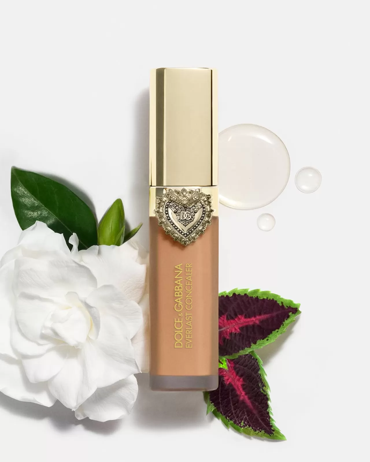 Dolce&Gabbana'dan Yorgunluk Belirtilerini Azaltan Yeni Everlast Concealer
