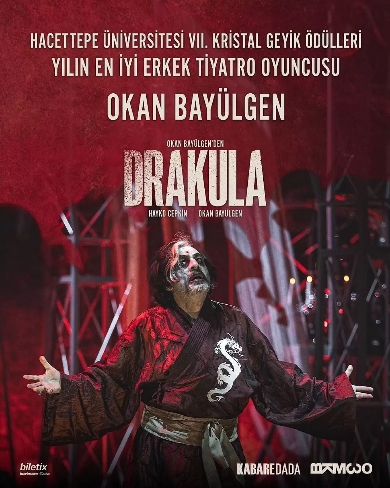 Okan Bayülgen, Hacettepe Üniversitesi Kristal Geyik Ödülü'nü Kazandı