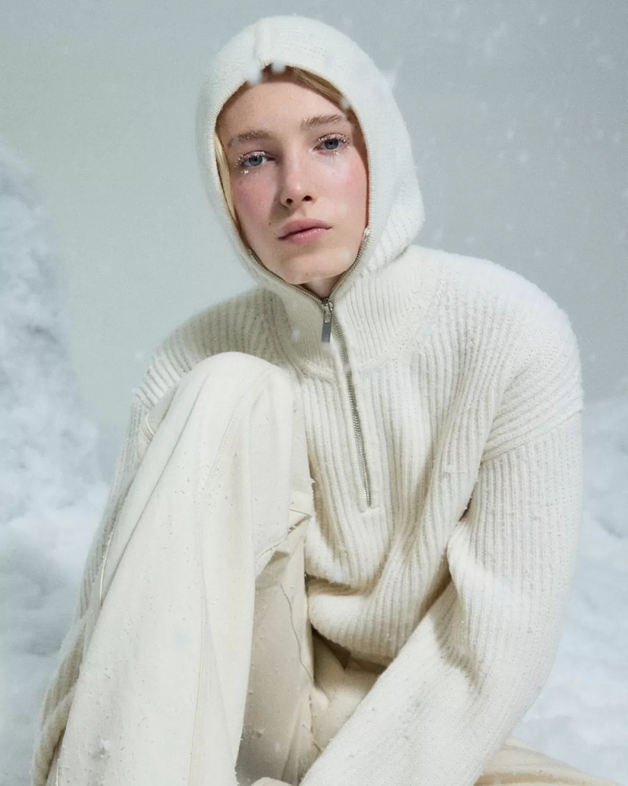 Helmut Lang'ın Resort 2025-2026 Koleksiyonu Çevrimiçi Olarak Yayınlandı