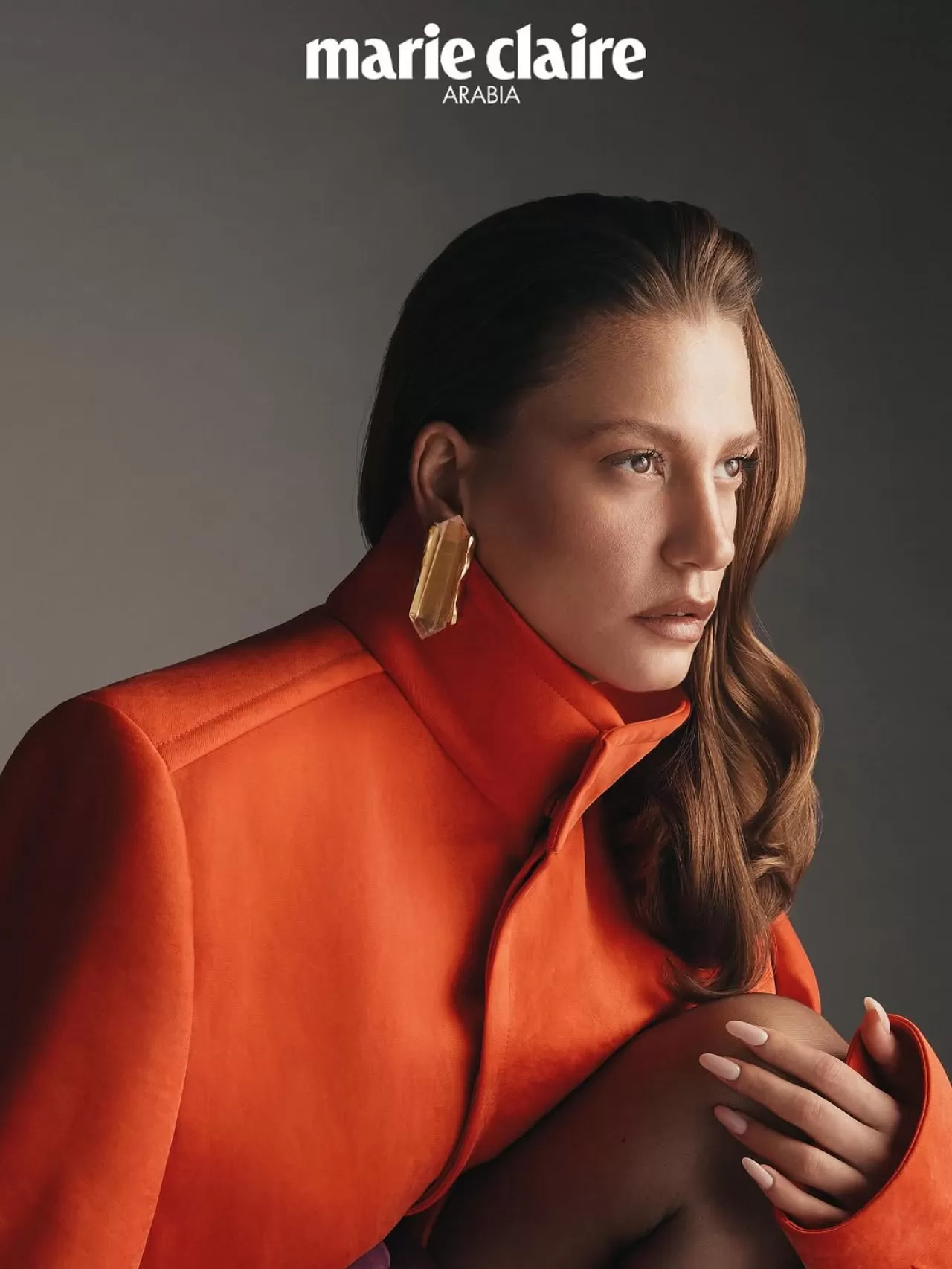 Seranay Sarıkaya, Sonbaharın Son Günlerinde YSL Stiliyle Dikkat Çekti
