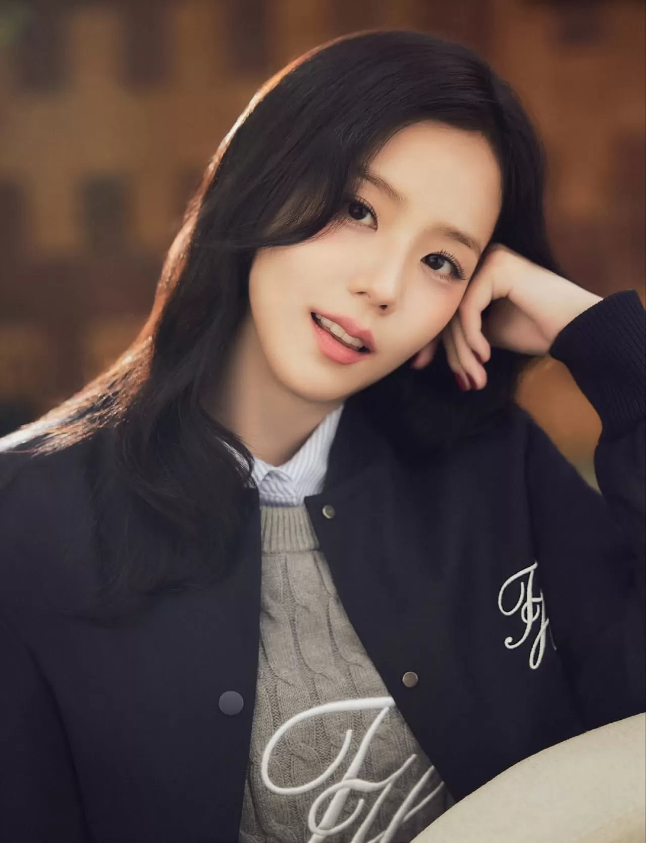 Tommy Hilfiger'ın "Preppy Kış" Stili Sosyal Medyada Trend Oldu