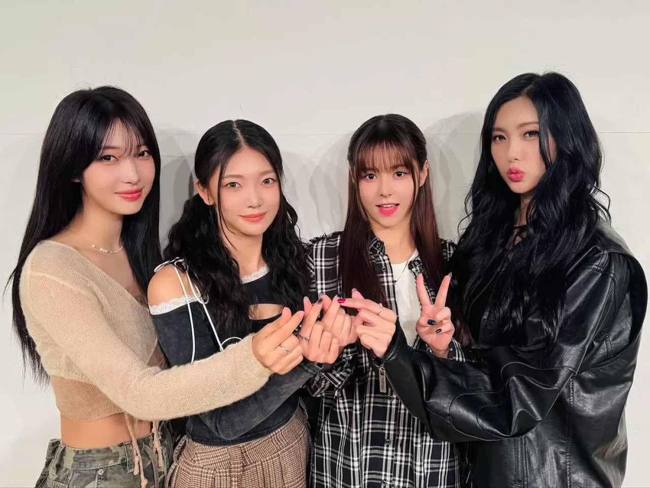 EVERGLOW, Tokyo Konserinde Hayranlarıyla Buluştu