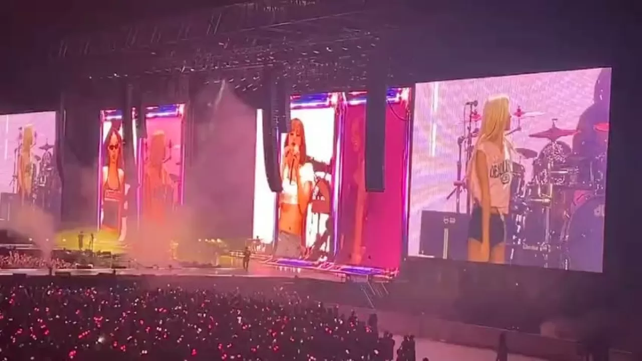 BLACKPINK, Bangkok'ta Unutulmaz Bir Konserle Hayranlarını Coşturdu