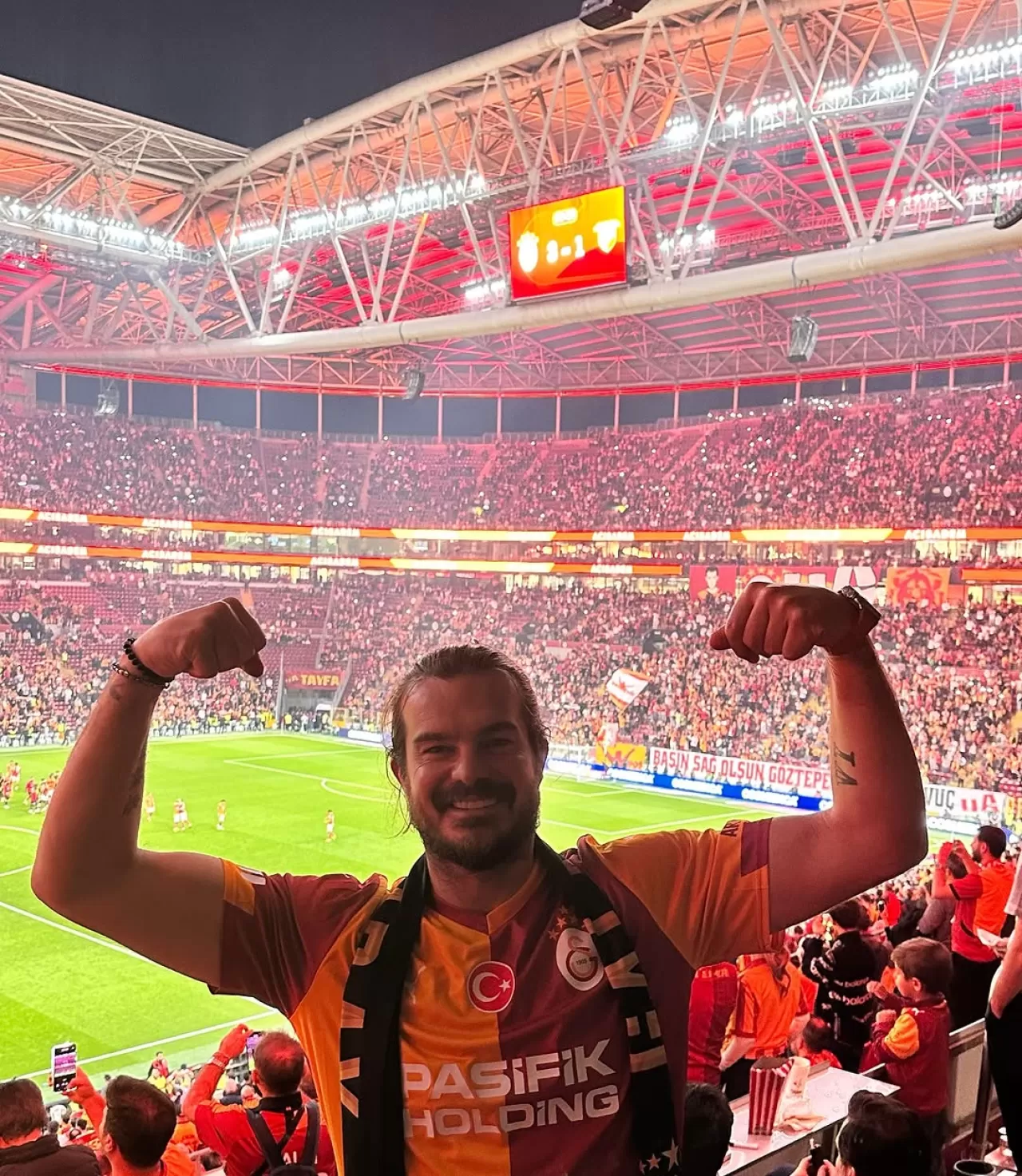 Galatasaray, Sivasspor'u 2-1 Mağlup Etti ve Ligi Zirvede Tamamladı