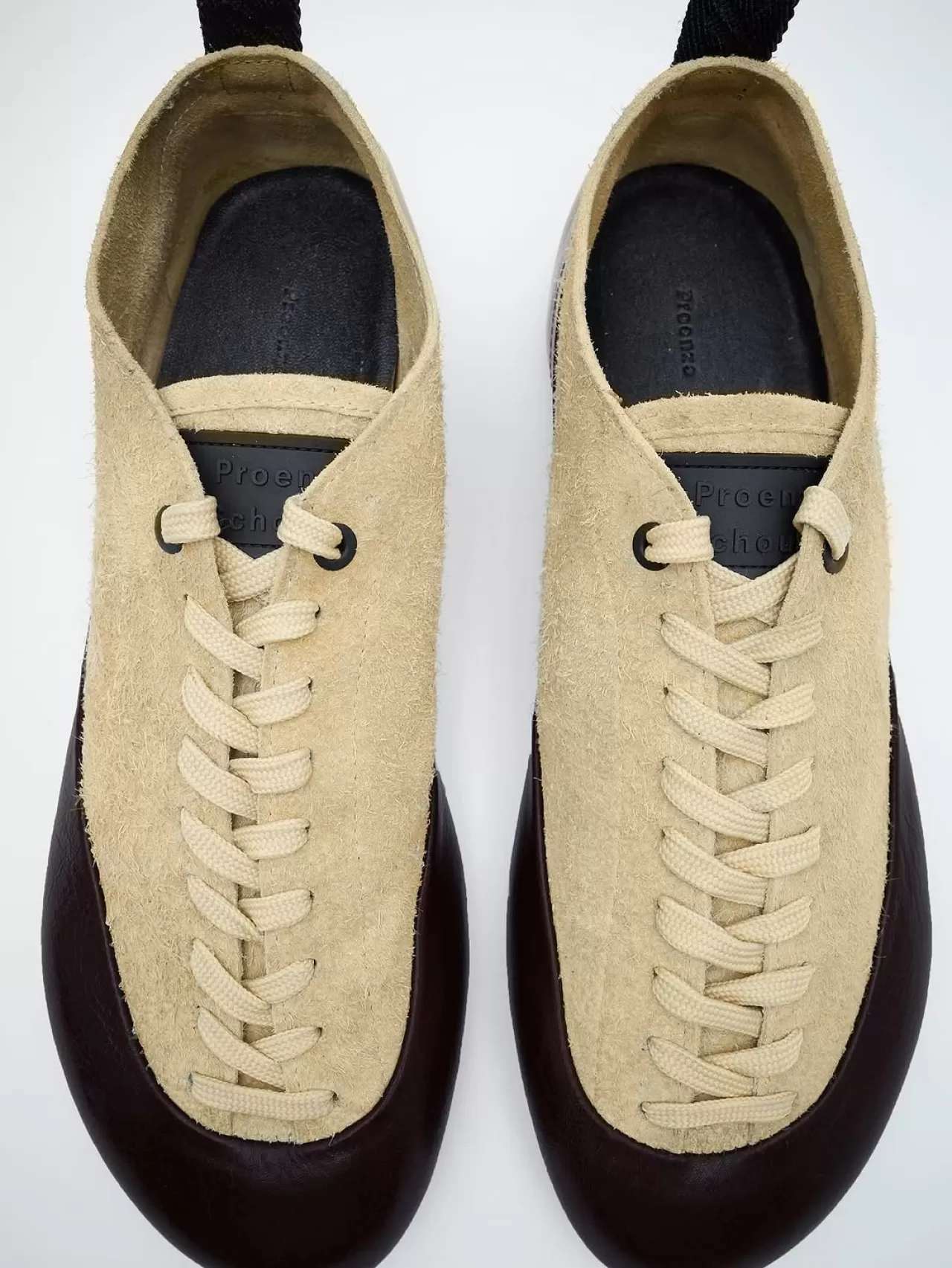 Proenza Schouler, Fall 2025 Koleksiyonu için 'Arcadia' Sneaker Modelini Tanıttı