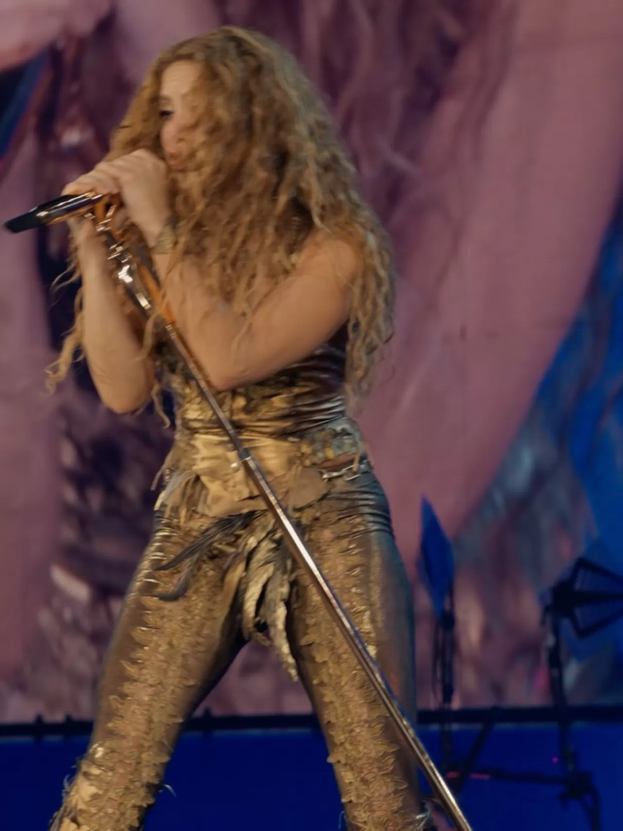 Shakira Cali Konseriyle Hayranlarını Büyüledi