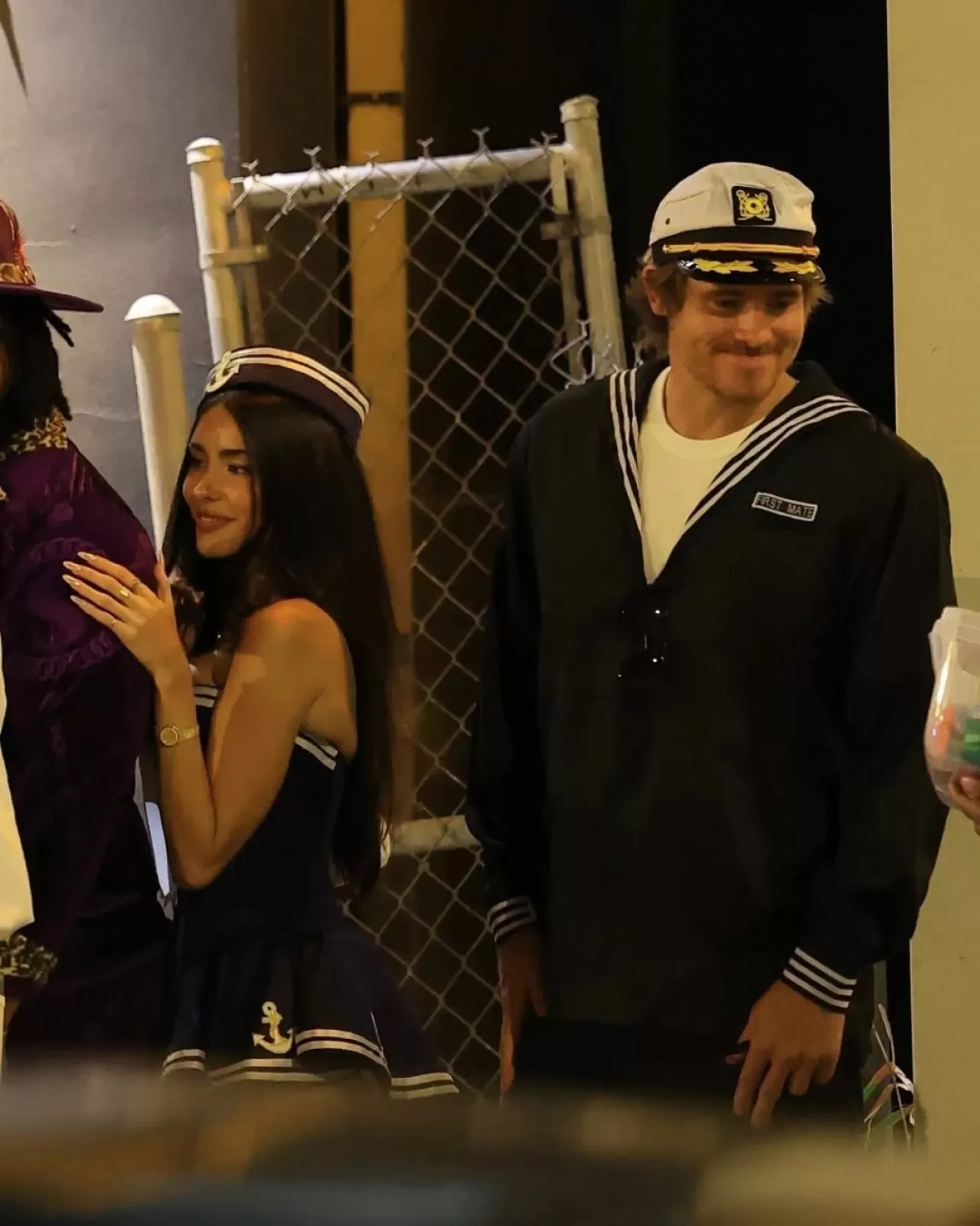 Madison Beer ve Justin Herbert West Hollywood'daki Halloween Partisinden Görüntülendi