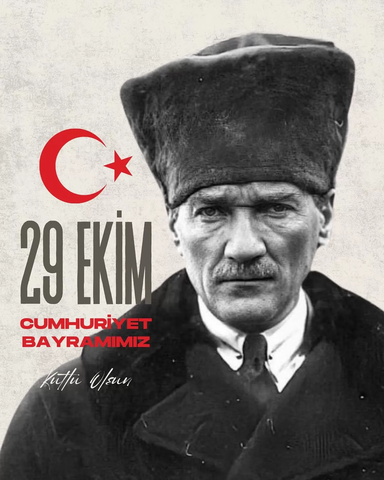 Şarkıcı Nilüfer, Cumhuriyet'in 102. Yılını Kutladı