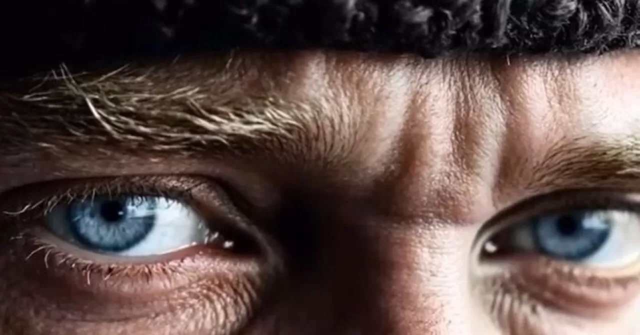 Oyuncu Hayal Köseoğlu'nun Yeni Projesi Merak Konusu Oldu