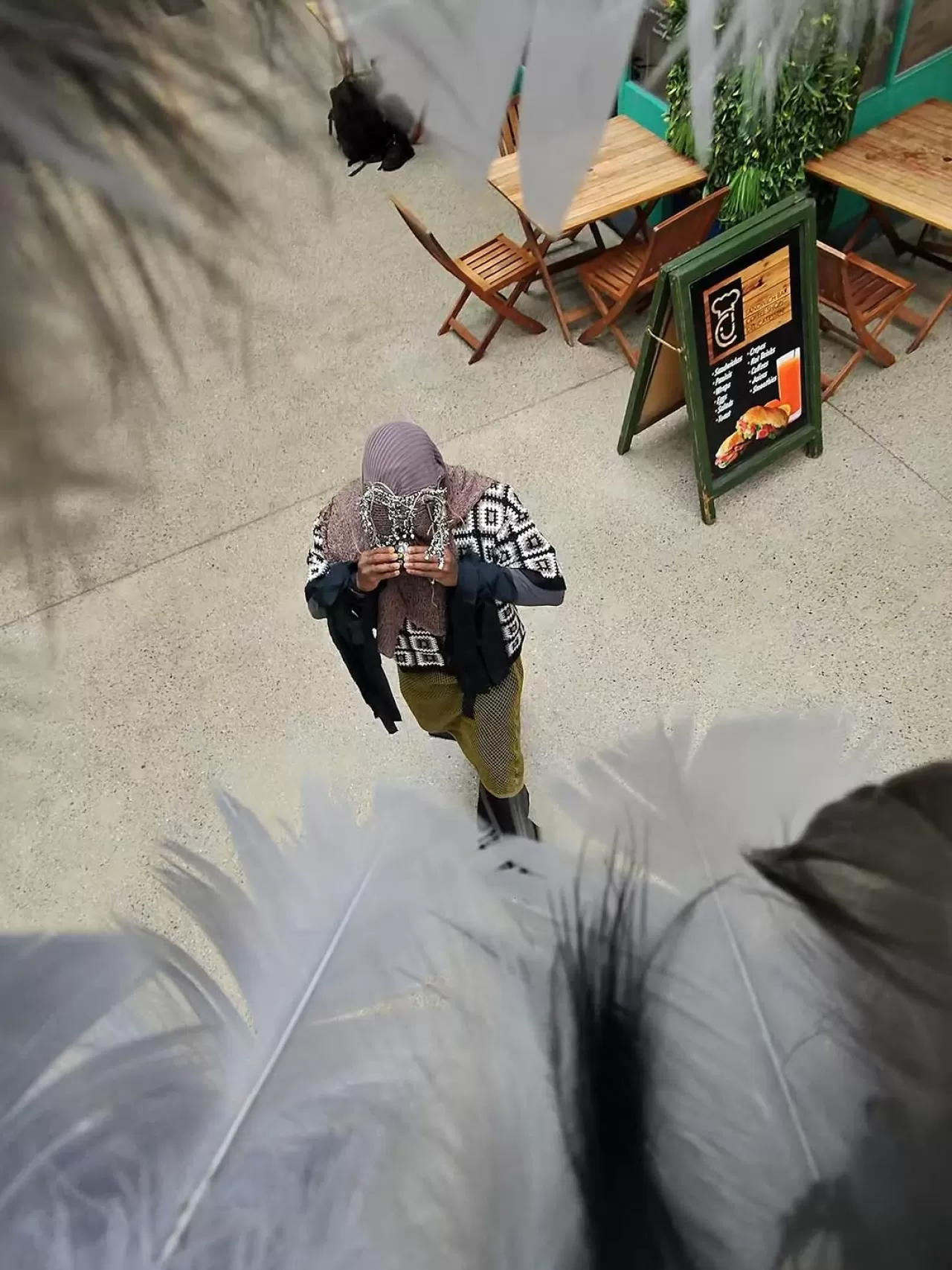 Julianknxx'nın Yeni Kısa Filmi, Afrika Folklorik Ruhunu Londra'da Canlandırıyor