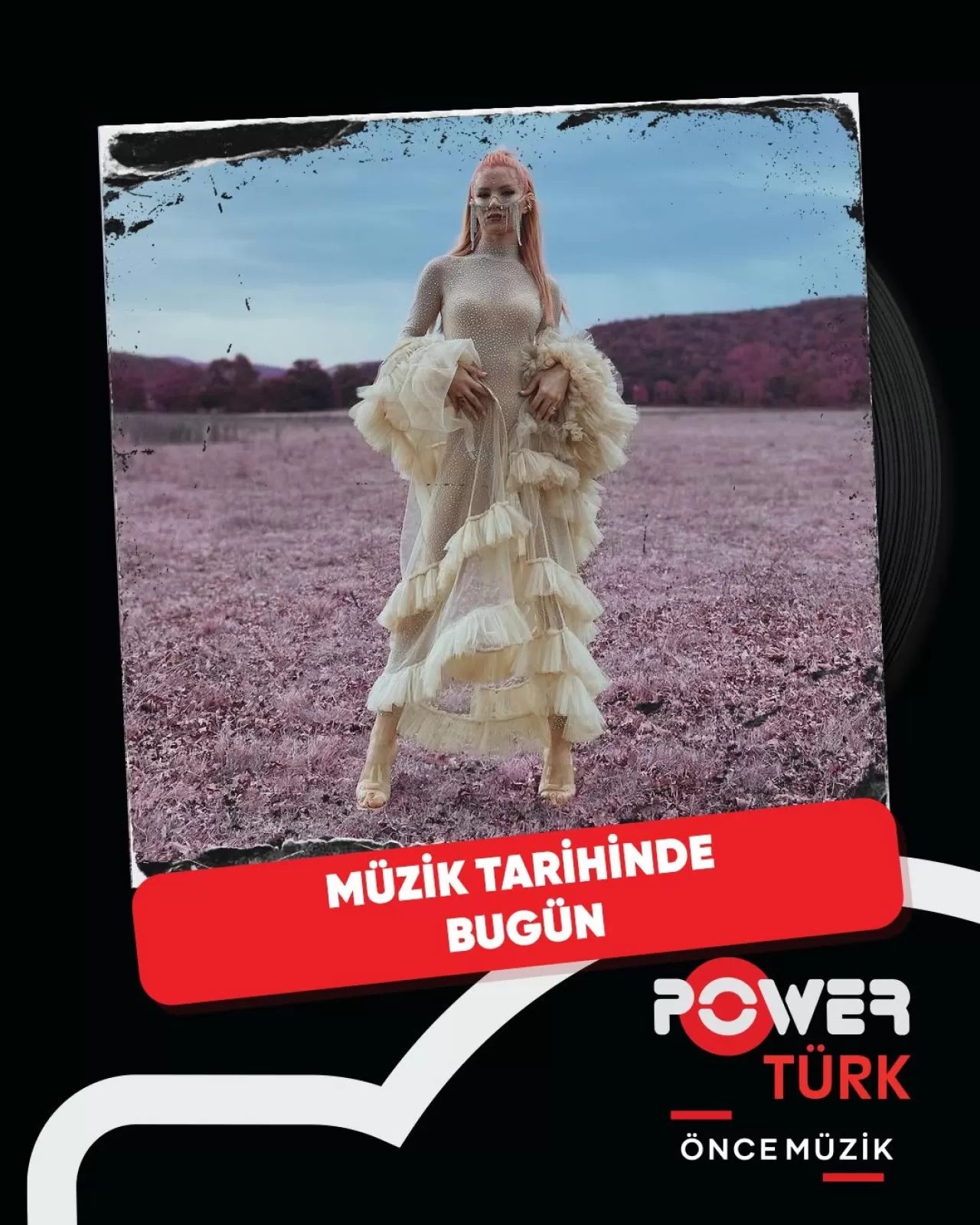 Feride Hilal Akın'dan 